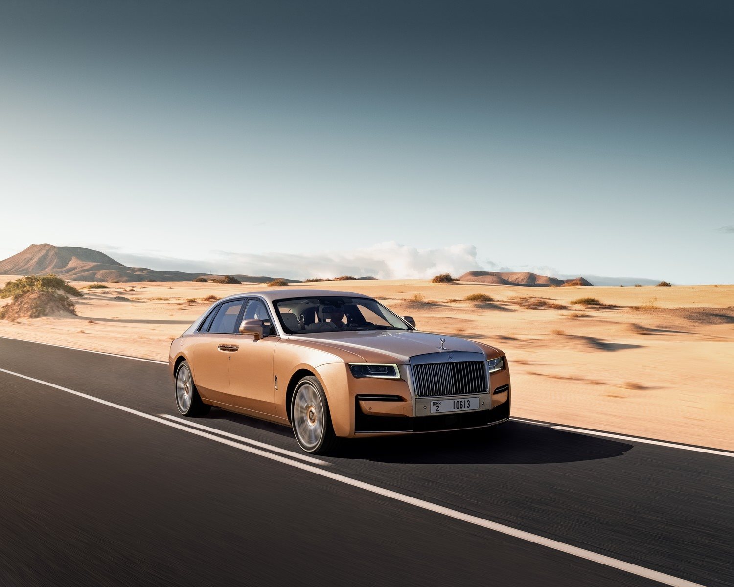 ROLLS-ROYCE GHOST EXTENDED PRIVATE OFFICE DUBAI, foto 1