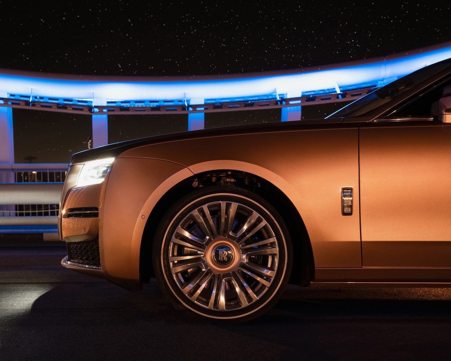 ROLLS-ROYCE GHOST EXTENDED PRIVATE OFFICE DUBAI, foto 5