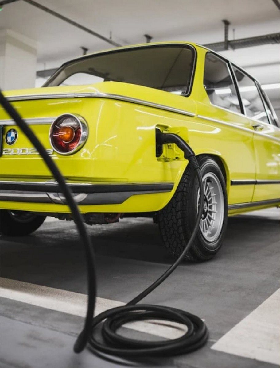 BMW 2002te ELECTRIC BY BAVARIAN ECONS, foto 12