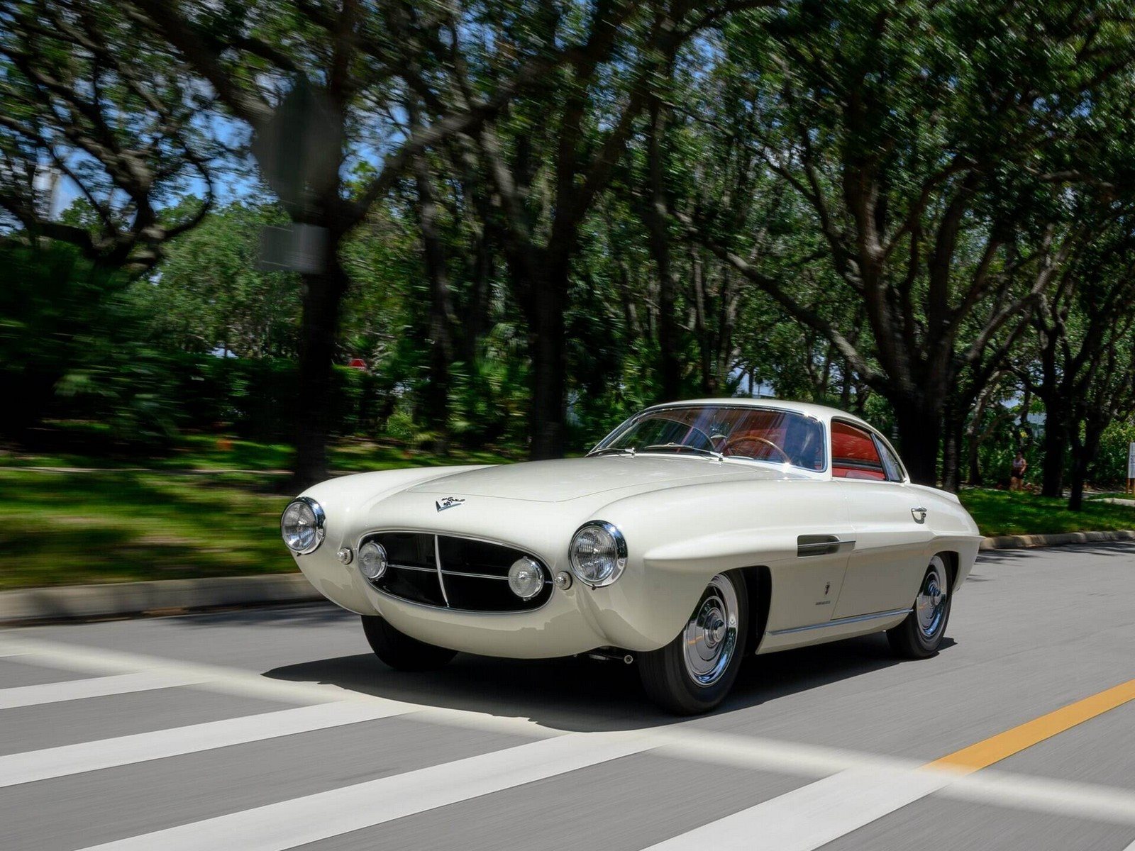 FIAT 8V GHIA SUPERSONIC WHITE, foto 1