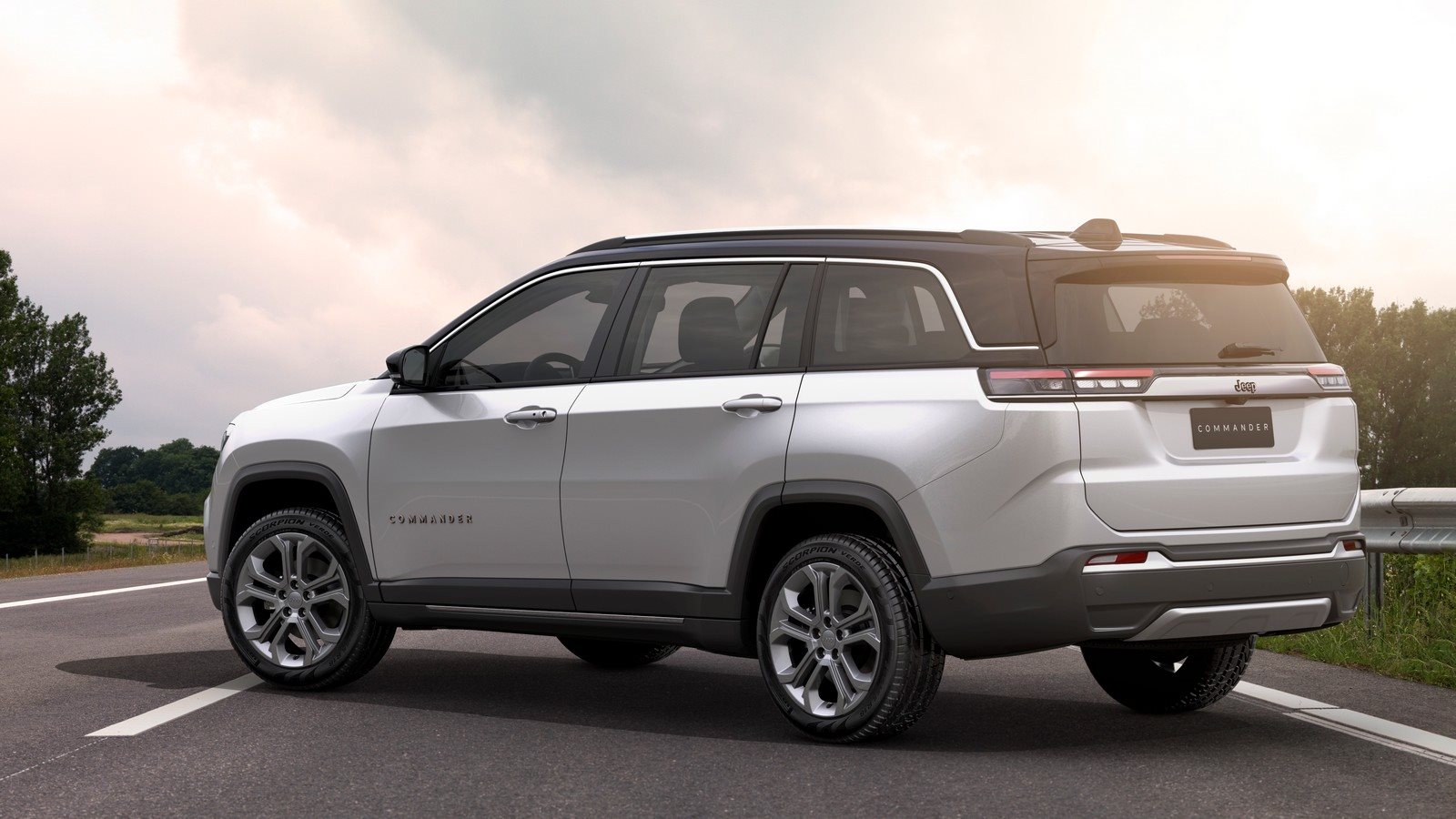 JEEP COMMANDER LONGITUDE, foto 3