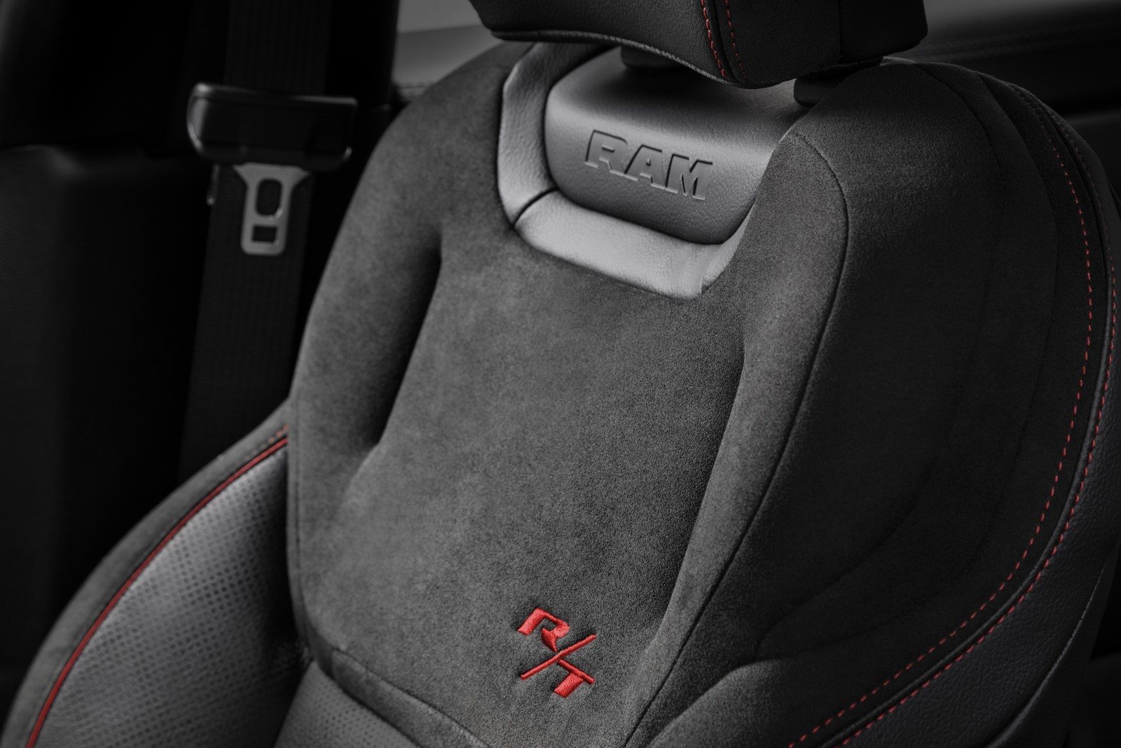 2024 - RAM RAMPAGE R/T, foto 31