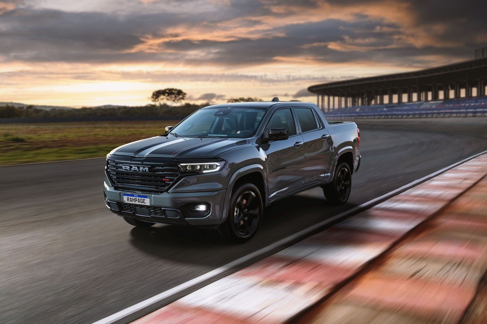 2024 - RAM RAMPAGE R/T, foto 37
