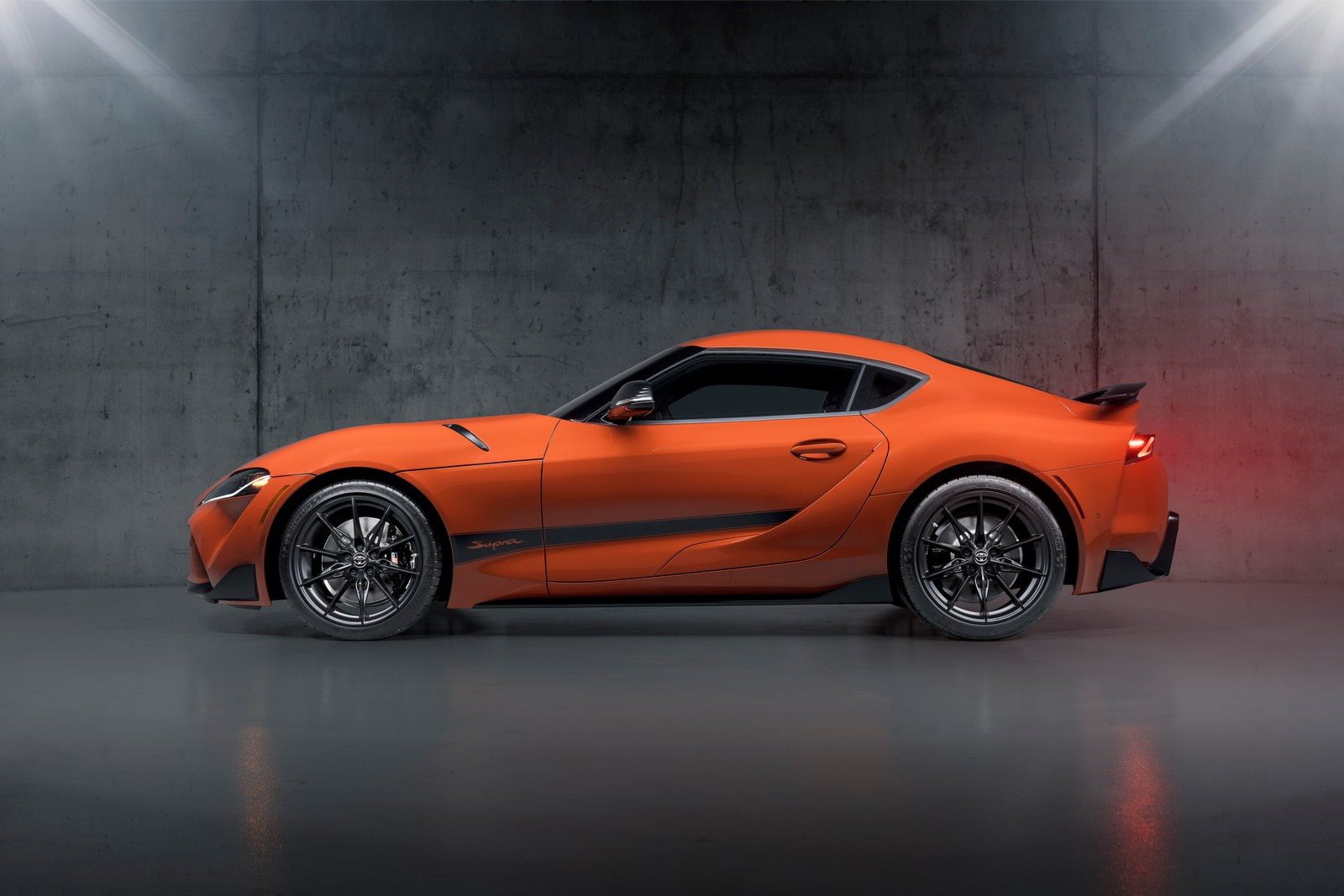 TOYOTA GR SUPRA 45TH ANNIVERSARY EDITION, foto 2