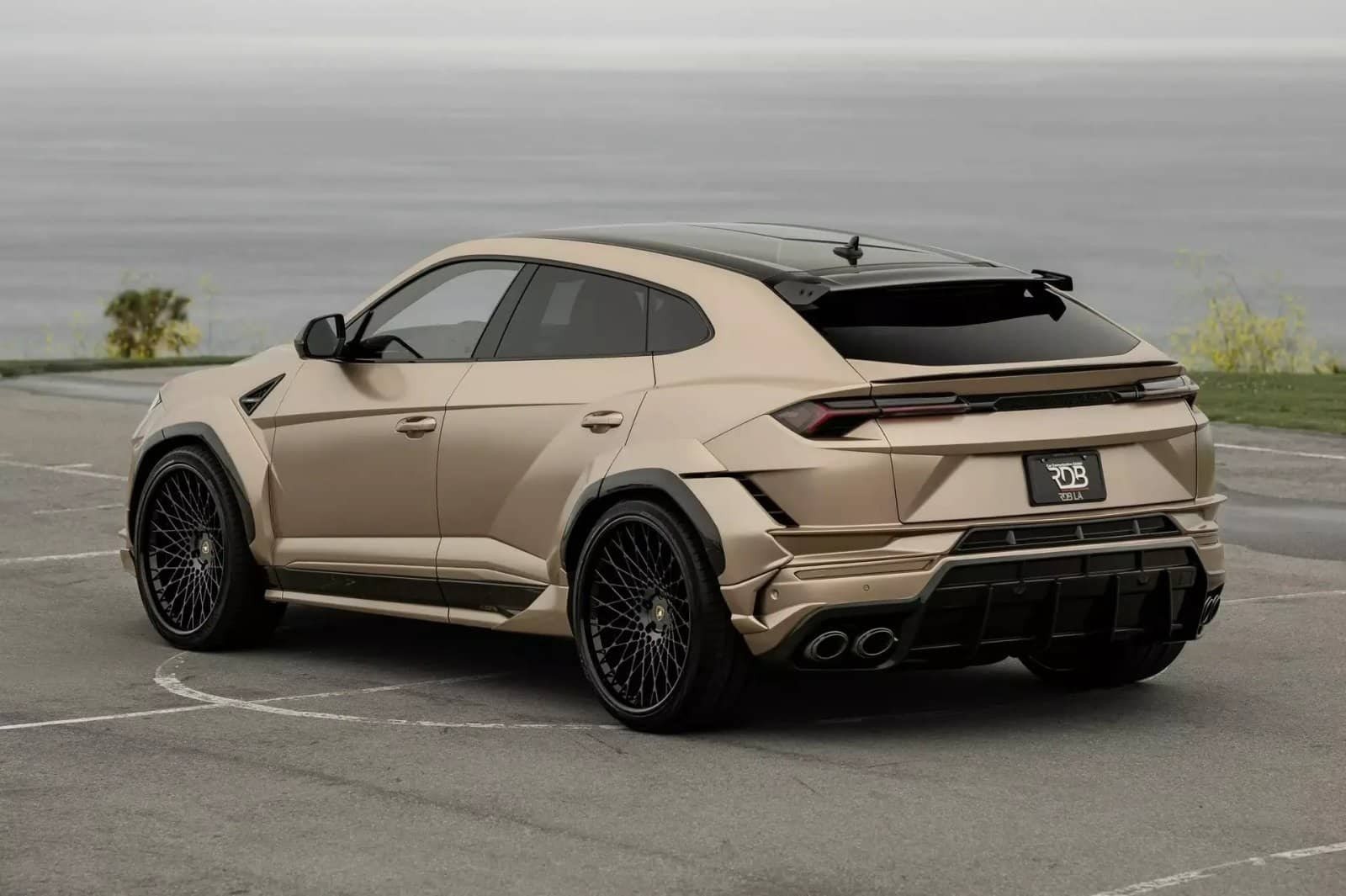 LAMBORGHINI URUS BY 1016 INDUSTRIES, foto 4