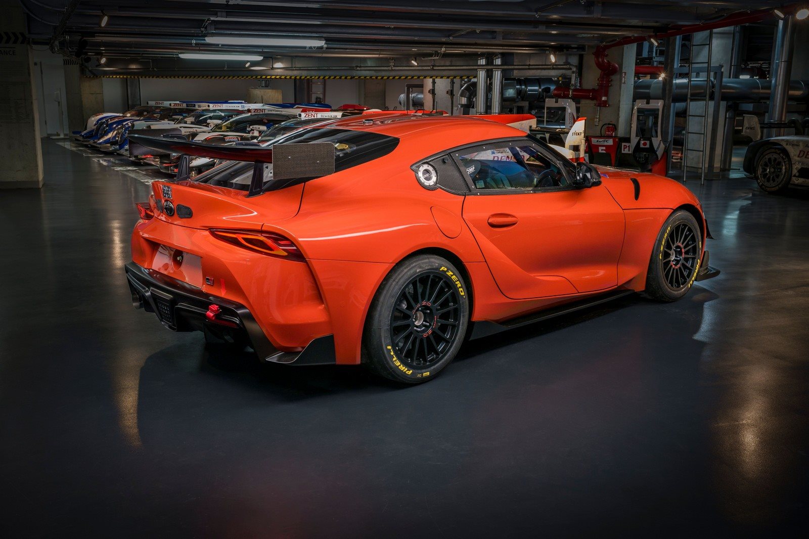 TOYOTA GR SUPRA ‘GT4 100TH EDITION TRIBUTE’, foto 2