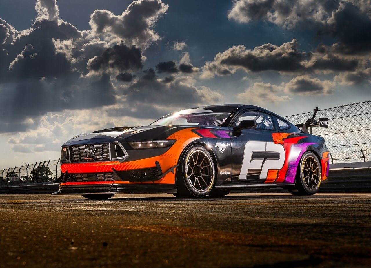 FORD MUSTANG GT4, foto 2