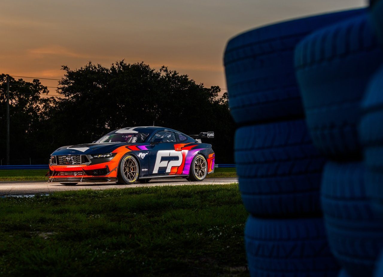 FORD MUSTANG GT4, foto 7