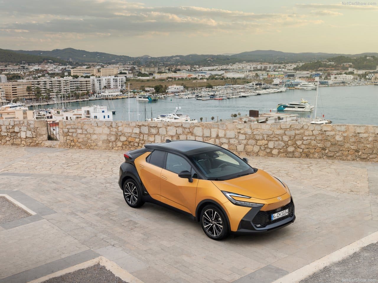 2024 - TOYOTA C-HR, foto 3
