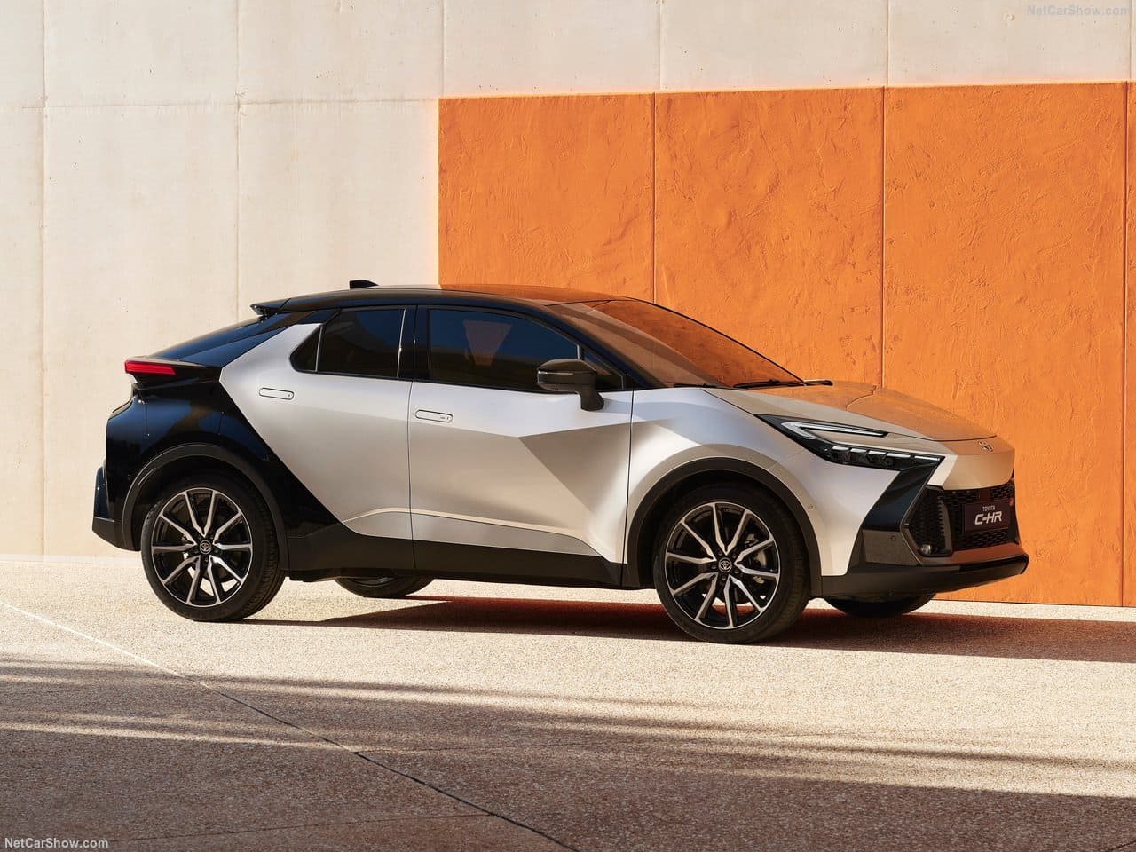 2024 - TOYOTA C-HR, foto 11