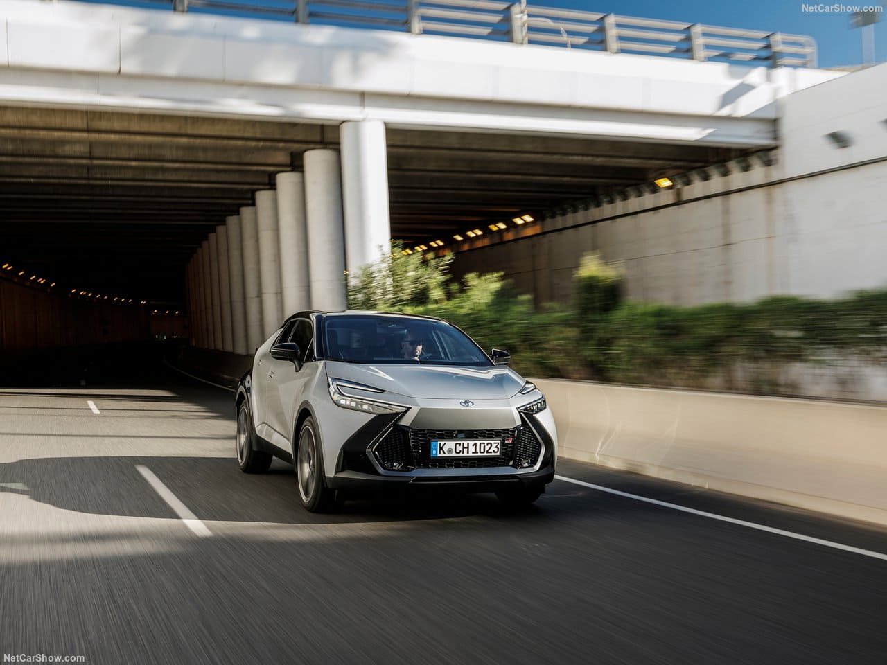 2024 - TOYOTA C-HR, foto 32