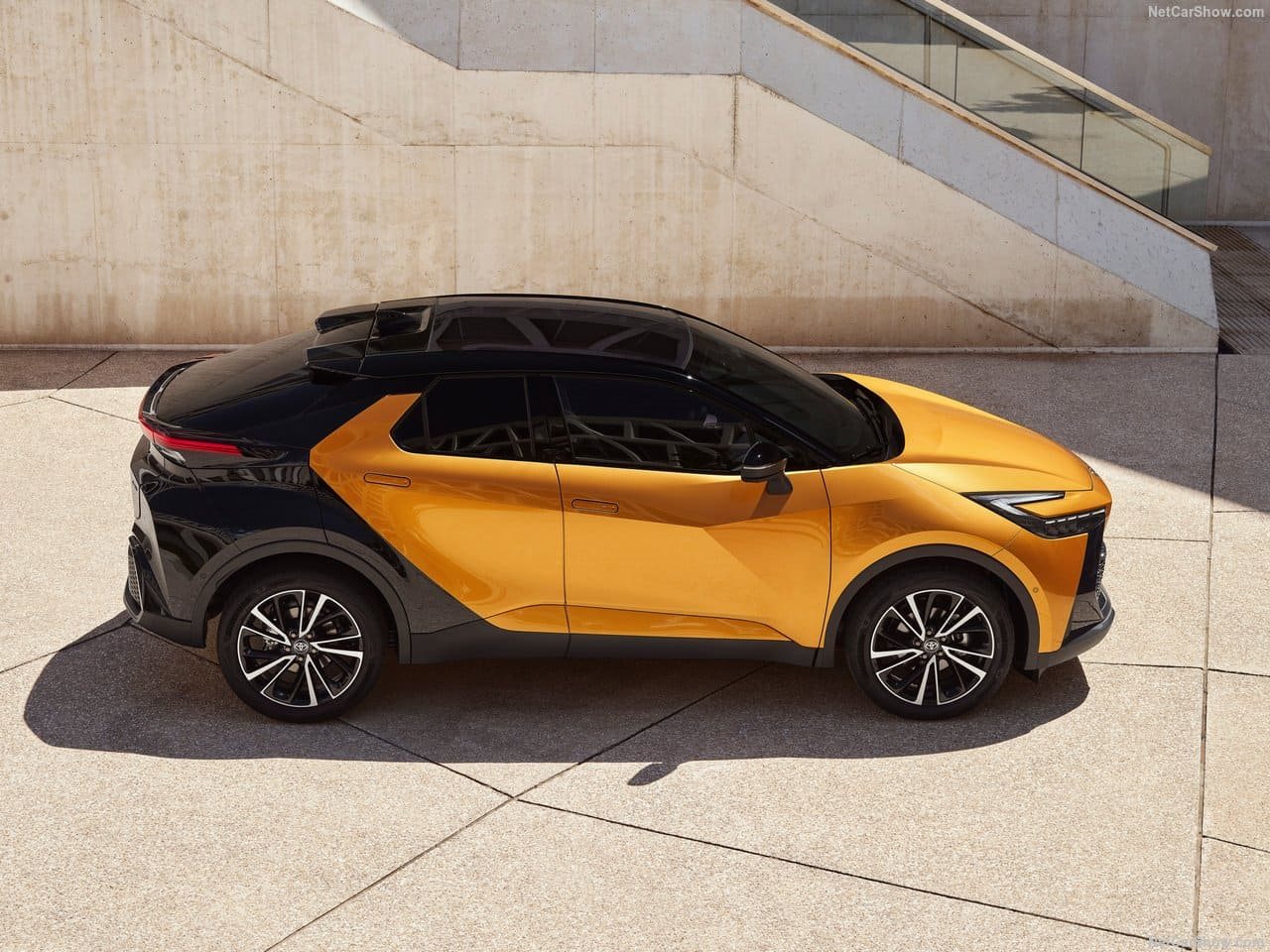 2024 - TOYOTA C-HR, foto 39