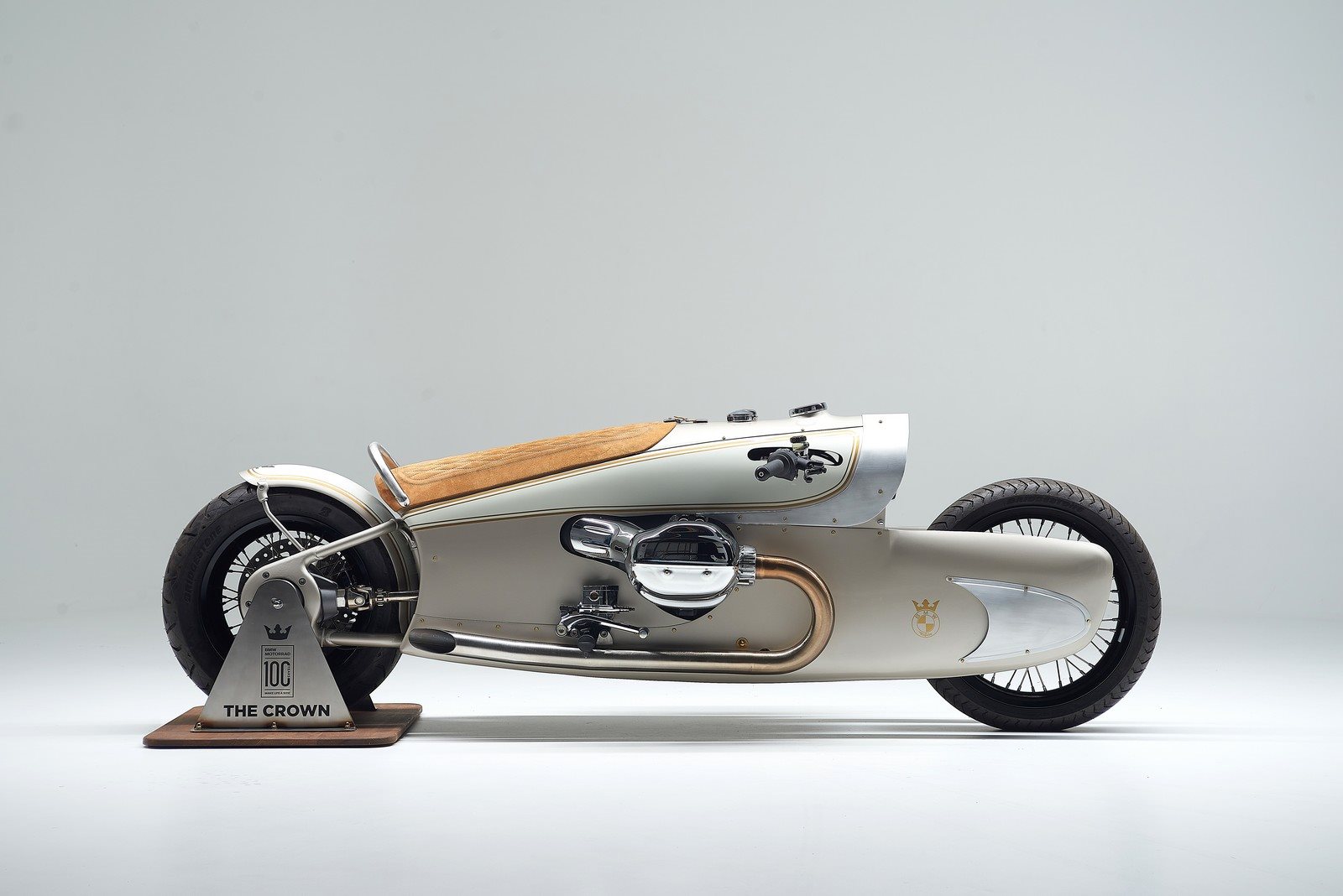 2023 - BMW R 18 ‘THE CROWN’, foto 1