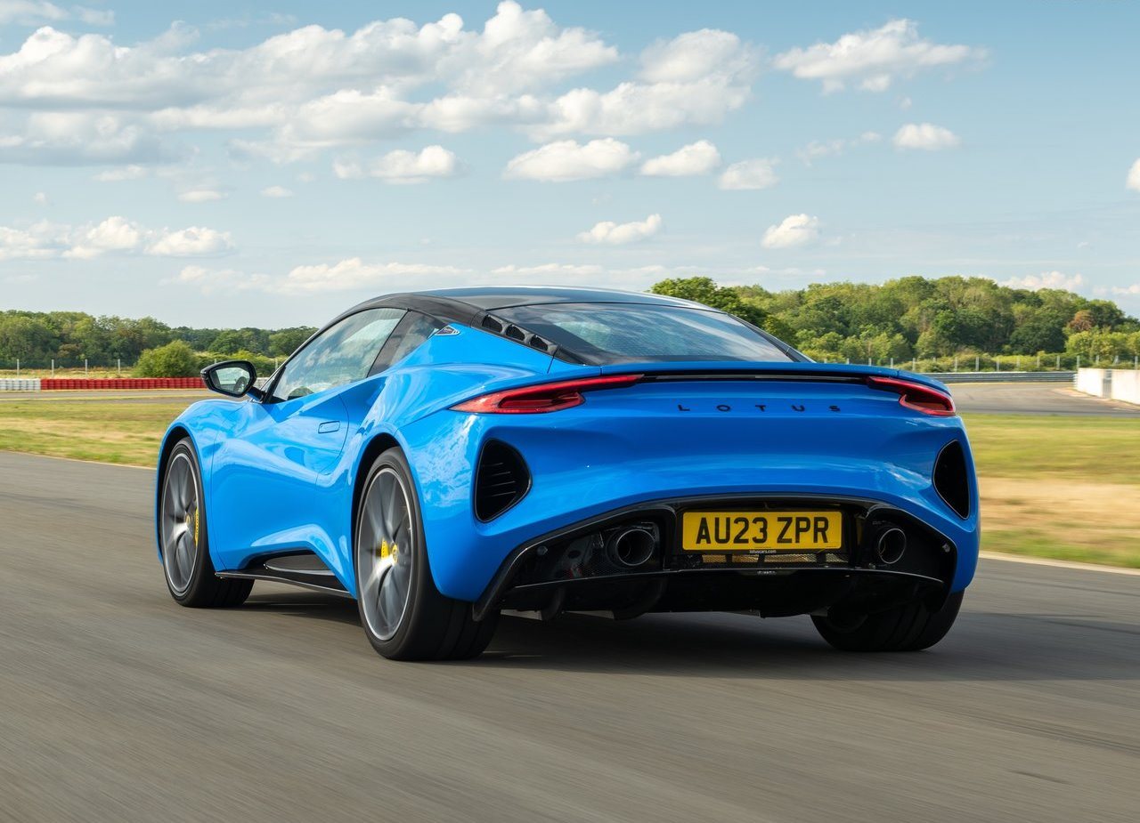 2024 - LOTUS EMIRA i4, foto 31