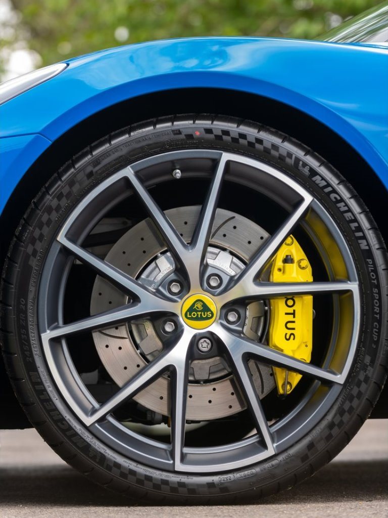2024 - LOTUS EMIRA i4, foto 51