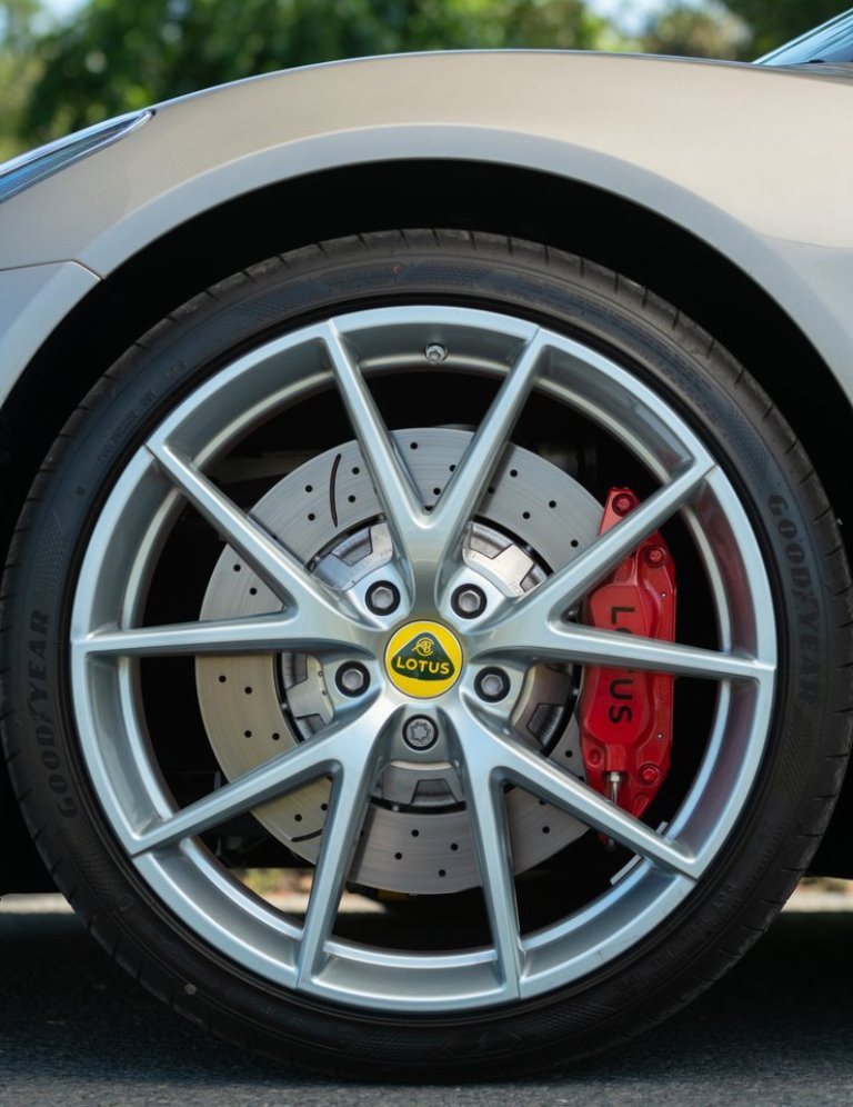 2024 - LOTUS EMIRA i4, foto 52