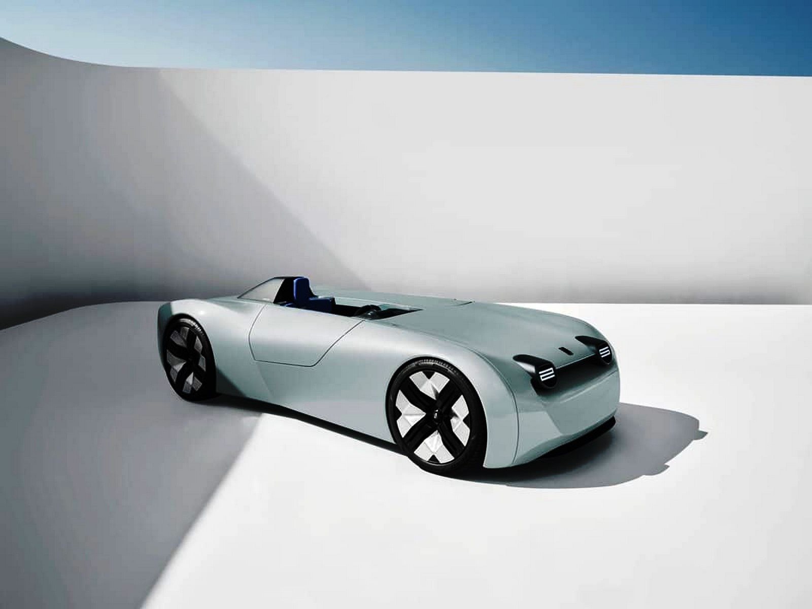 2023 - TRIUMPH TR25 BY MAKKINA, foto 1