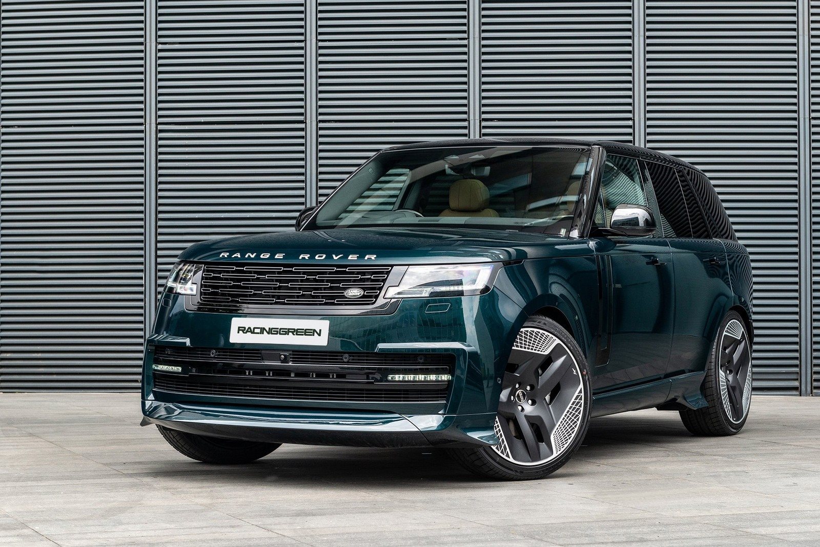 RANGE ROVER ‘THE FINTAIL EDITION’ BY KAHN, foto 12