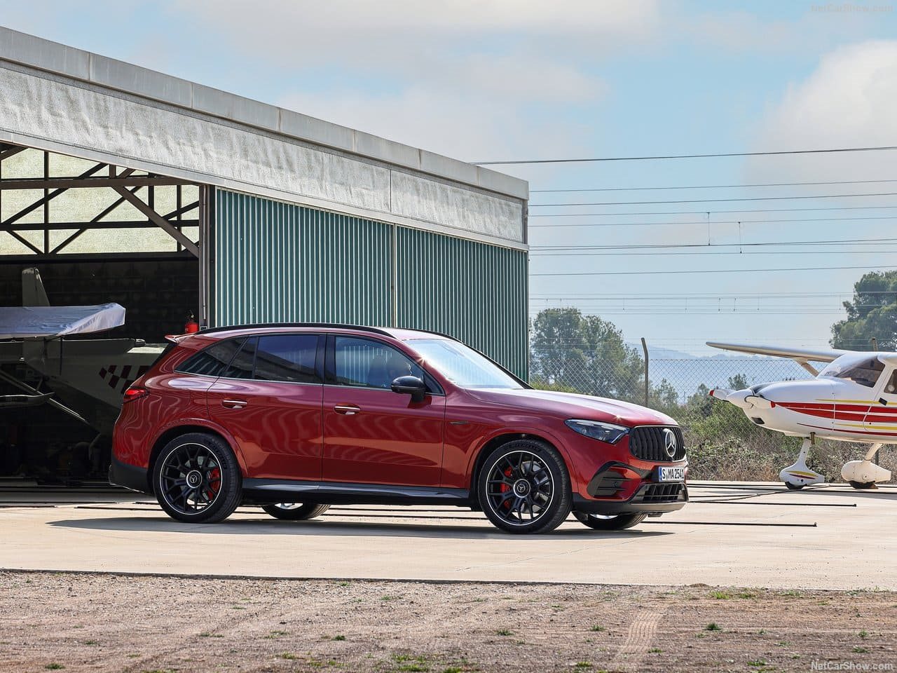 2024 - MERCEDES-AMG GLC 63 S E PERFORMANCE, foto 42