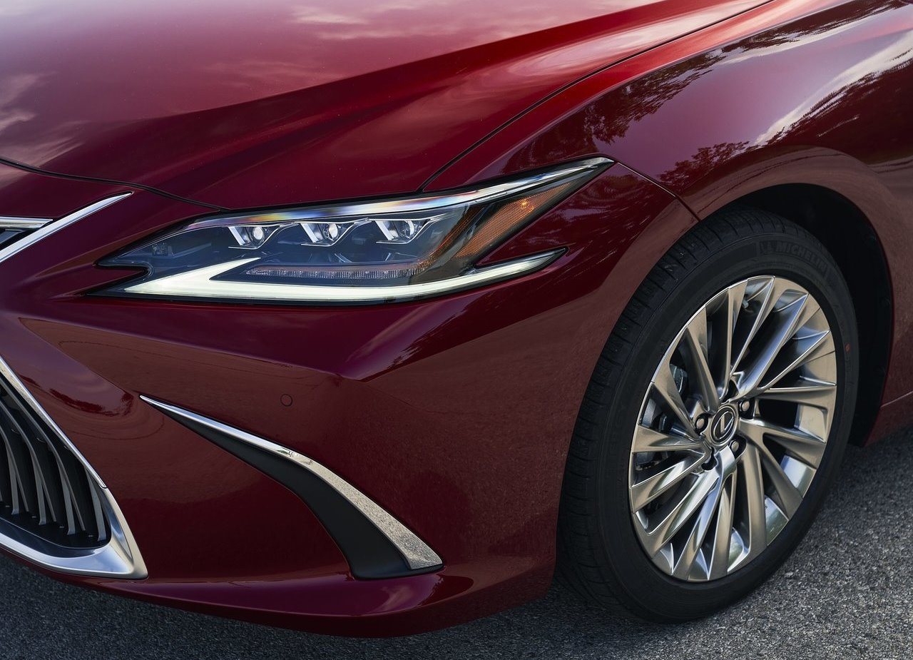 LEXUS ES, foto 30