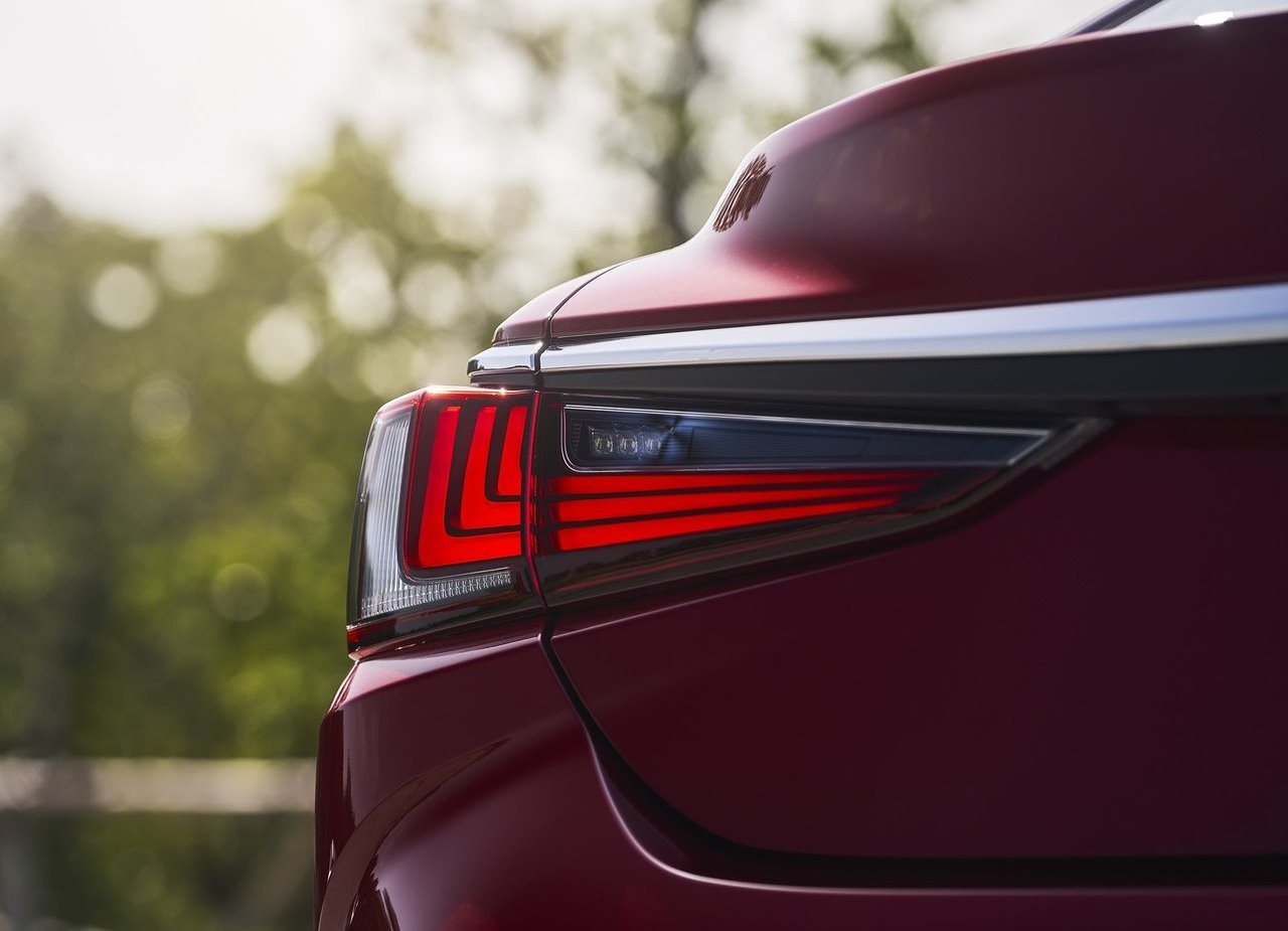 LEXUS ES, foto 31