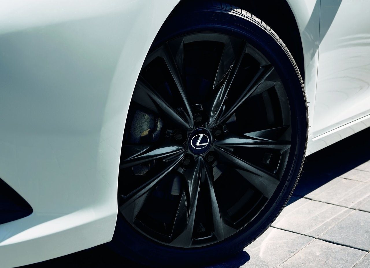 LEXUS ES, foto 35