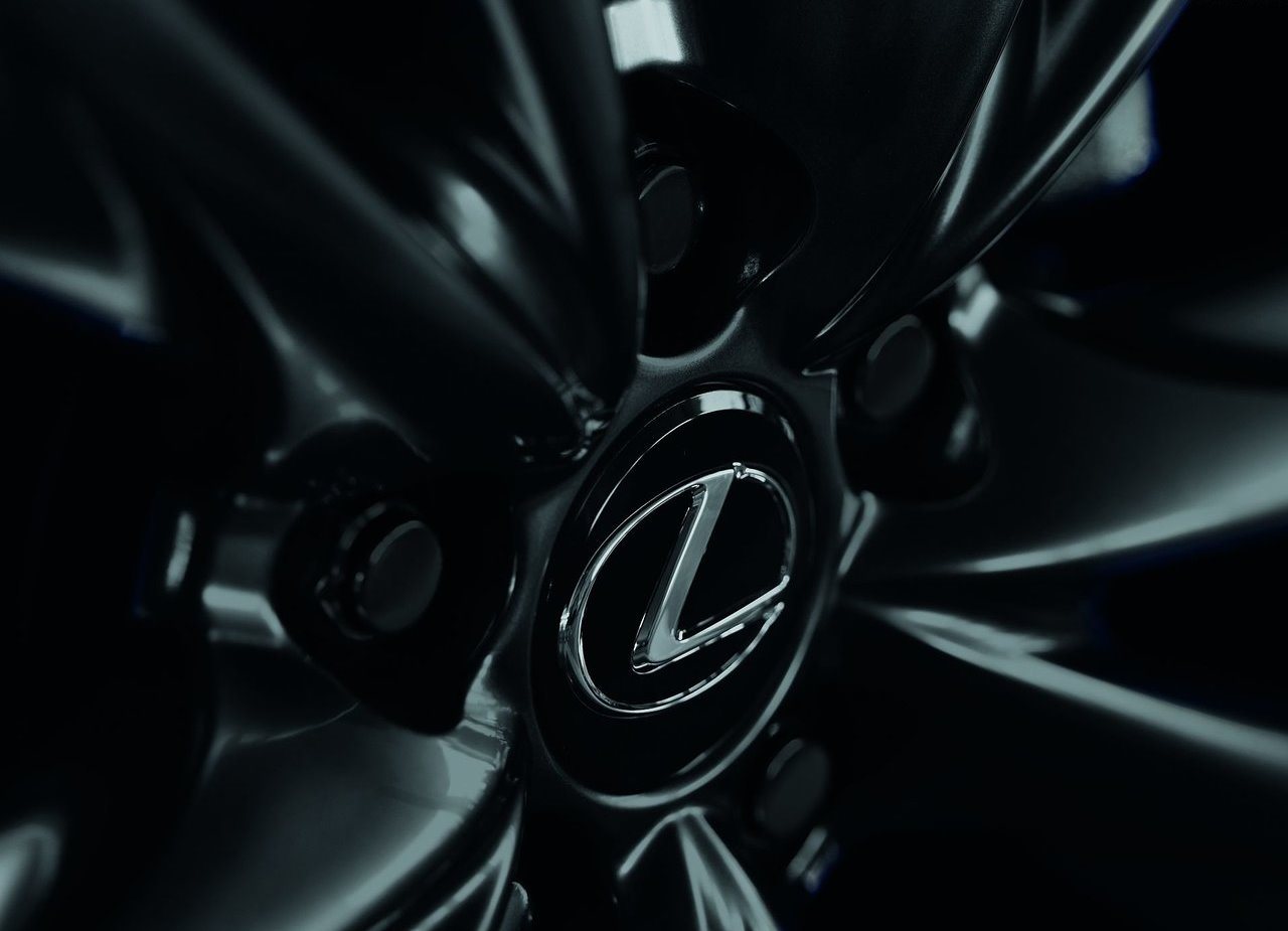 LEXUS ES, foto 36