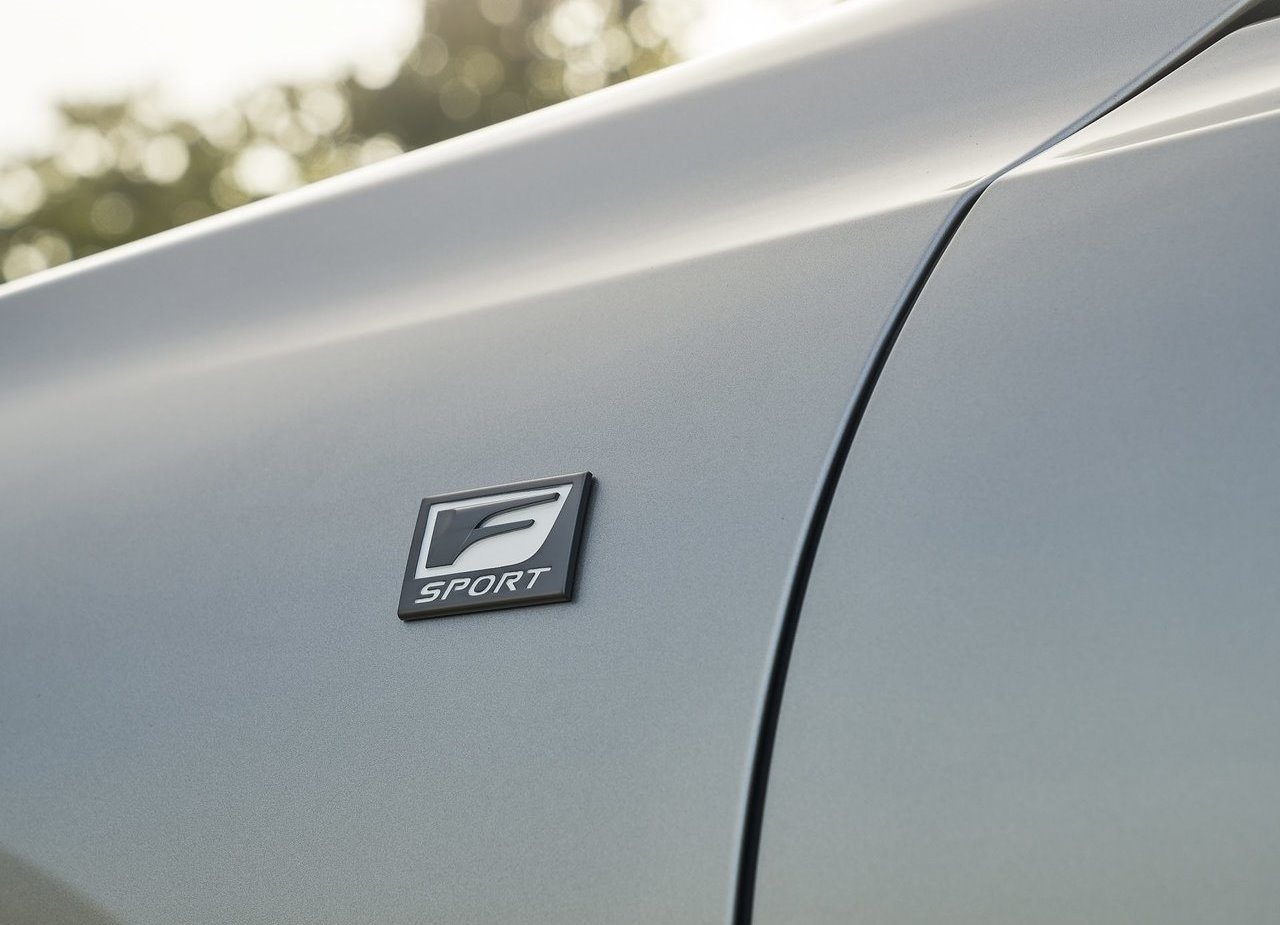 LEXUS ES, foto 38