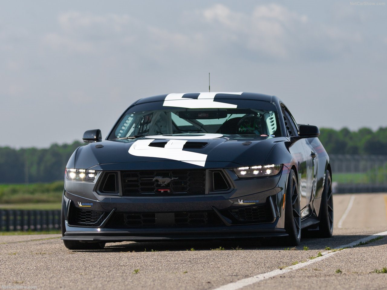 2024 - FORD MUSTANG DARK HORSE R, foto 3