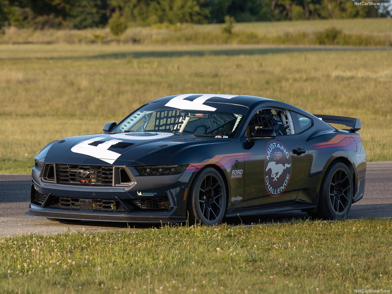 2024 - FORD MUSTANG DARK HORSE R, foto 4