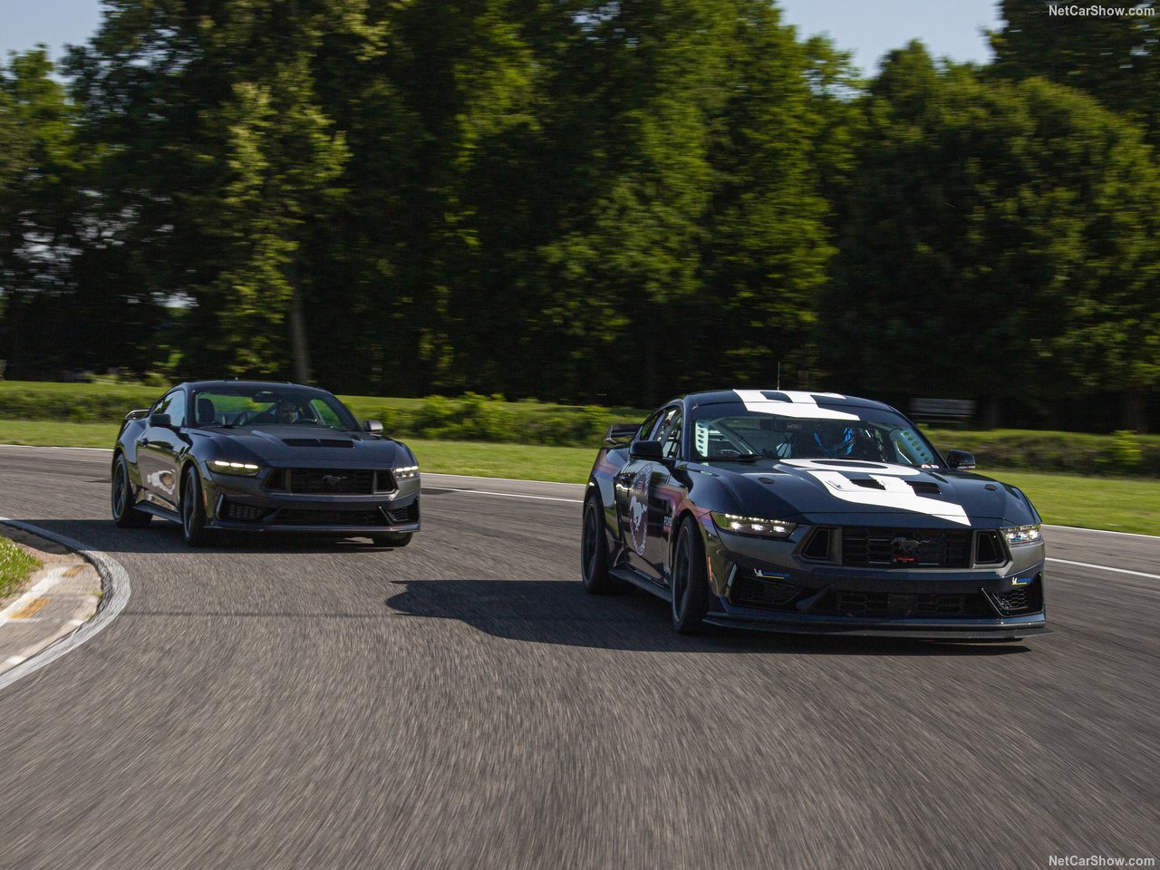 2024 - FORD MUSTANG DARK HORSE R, foto 17