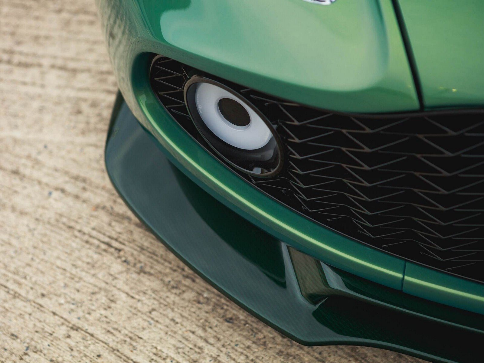 2018 - ASTON MARTIN VANQUISH ZAGATO VOLANTE IRIDESCENT EMERALD, foto 59