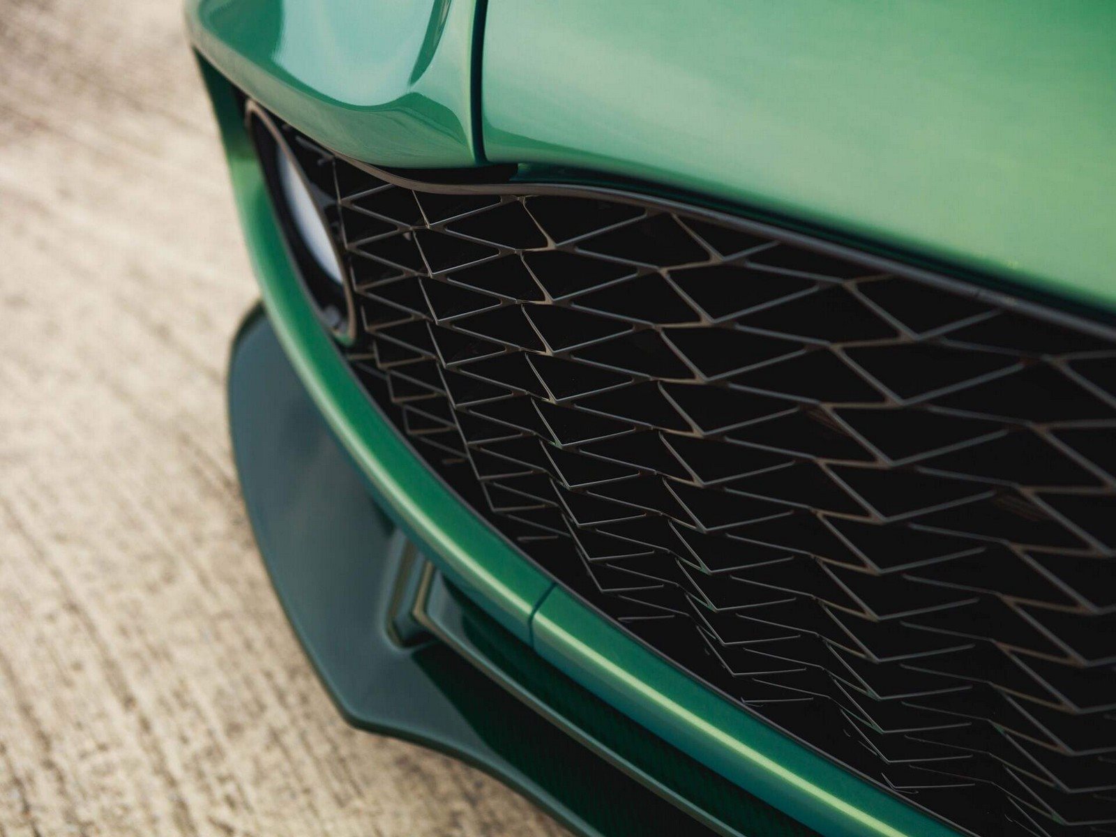 2018 - ASTON MARTIN VANQUISH ZAGATO VOLANTE IRIDESCENT EMERALD, foto 63