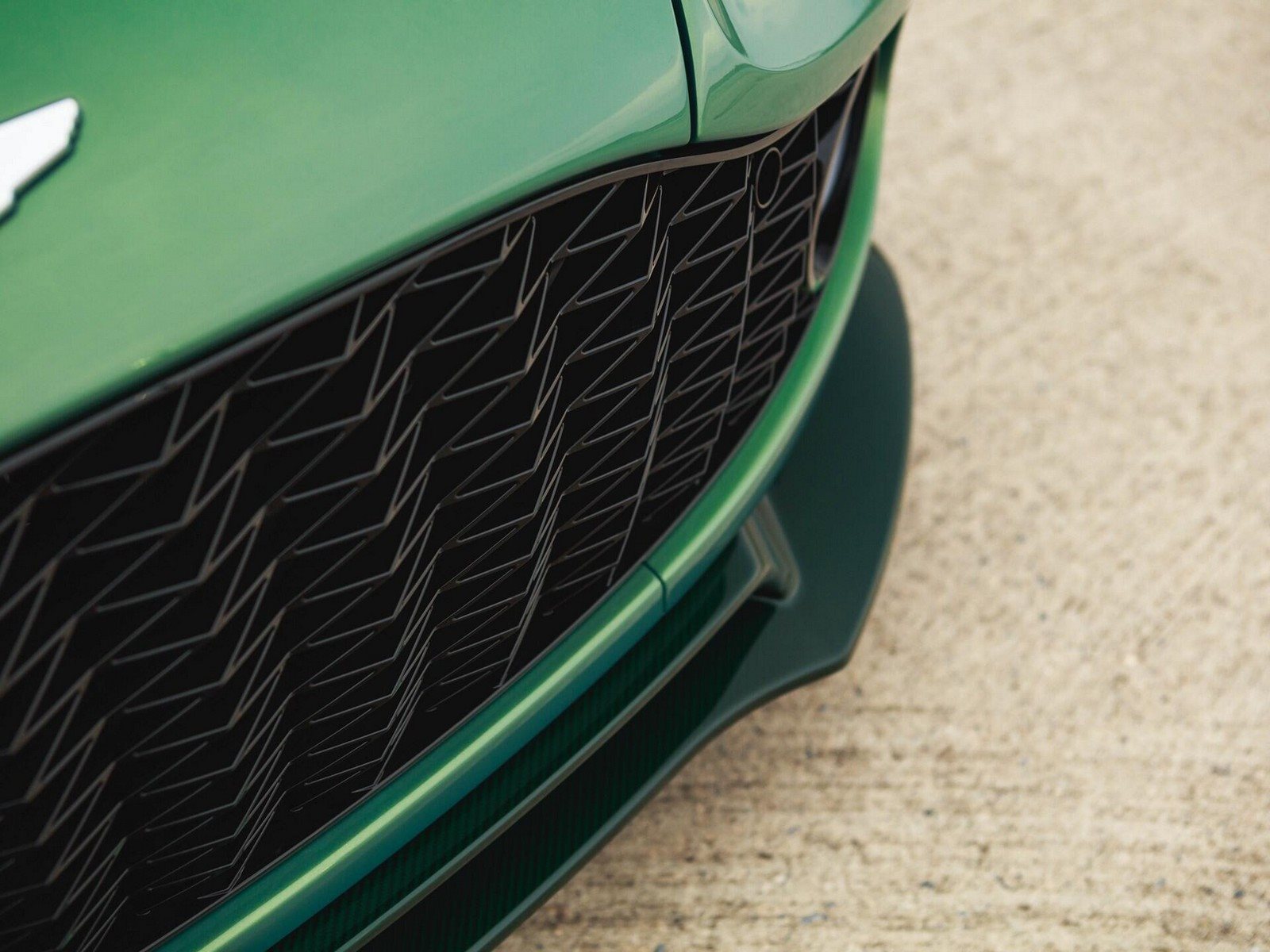 2018 - ASTON MARTIN VANQUISH ZAGATO VOLANTE IRIDESCENT EMERALD, foto 64