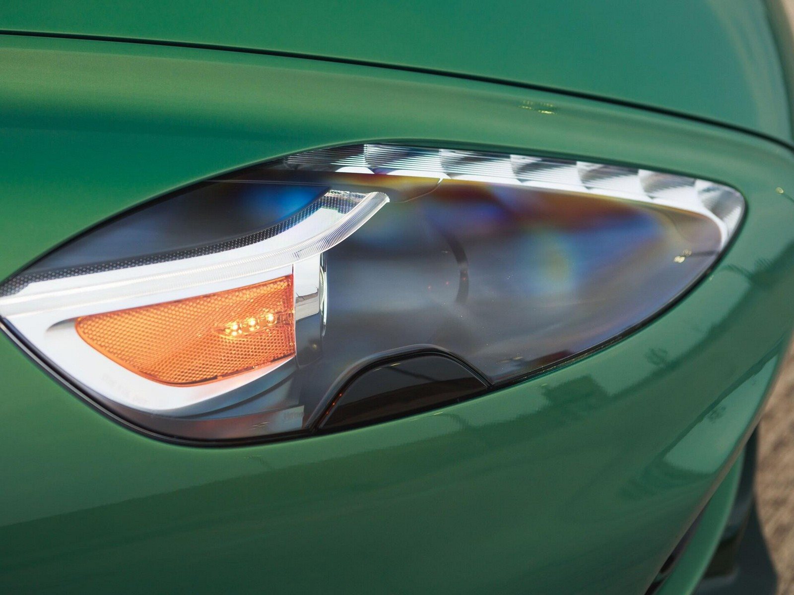 2018 - ASTON MARTIN VANQUISH ZAGATO VOLANTE IRIDESCENT EMERALD, foto 65