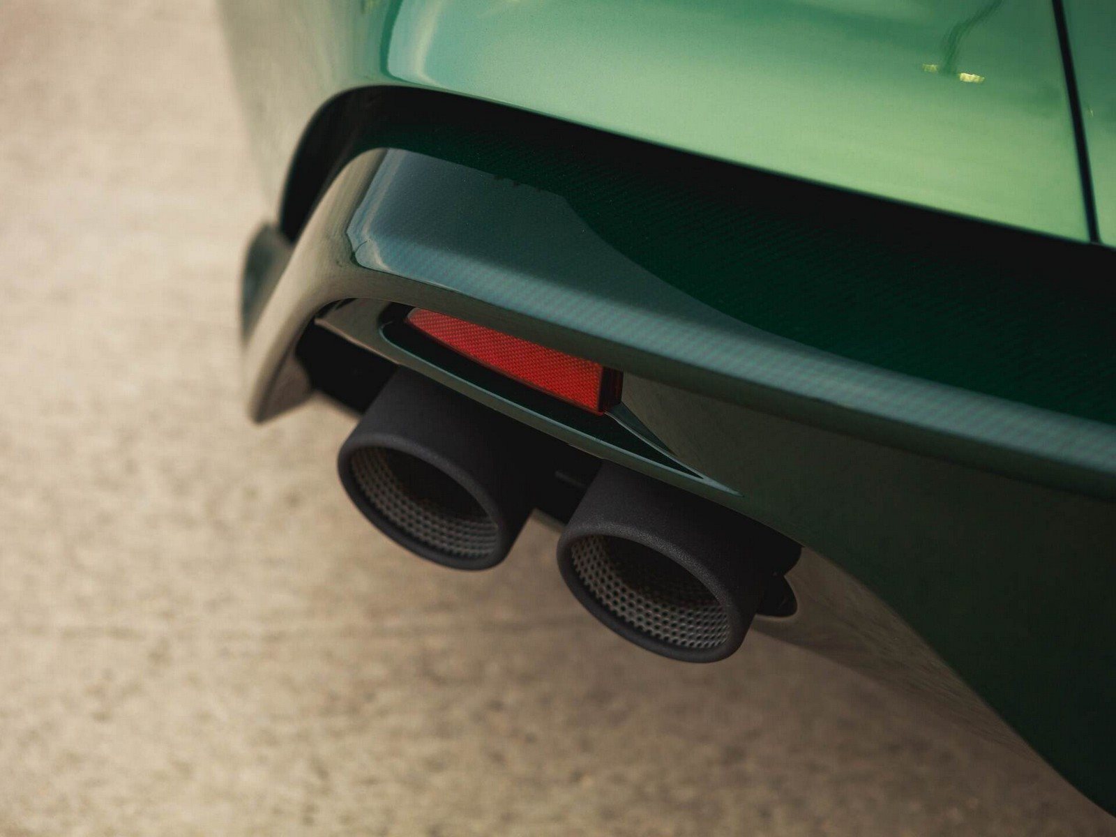 2018 - ASTON MARTIN VANQUISH ZAGATO VOLANTE IRIDESCENT EMERALD, foto 79