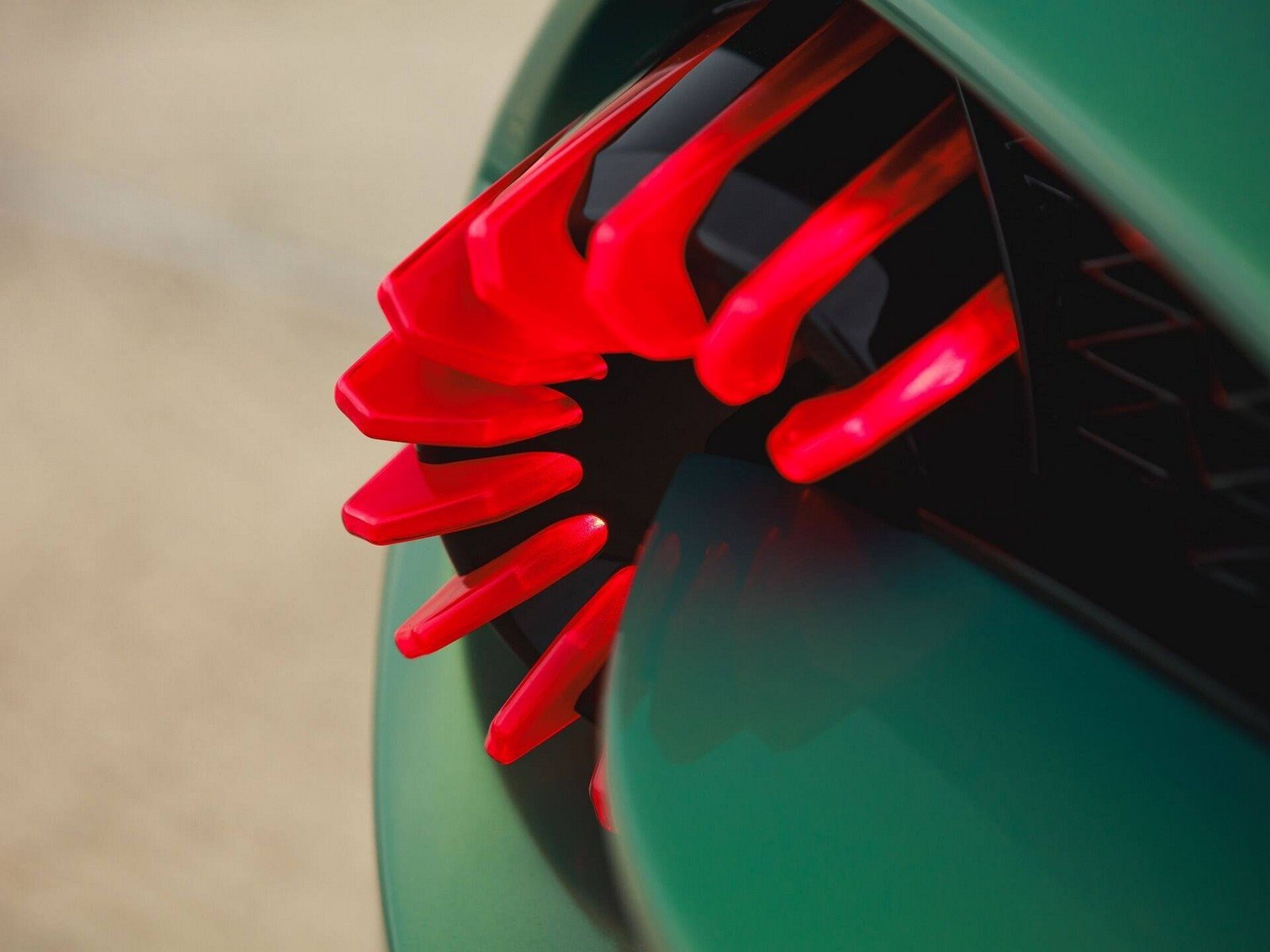 2018 - ASTON MARTIN VANQUISH ZAGATO VOLANTE IRIDESCENT EMERALD, foto 83