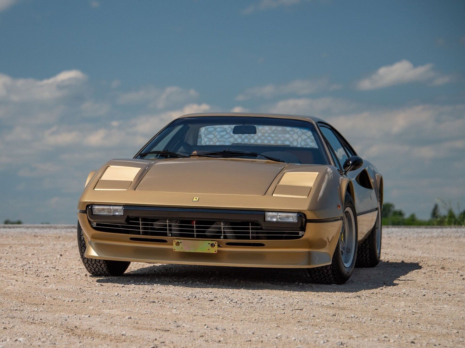 FERRARI F308 GTB VETRORESINA ORO CHIARO, foto 4