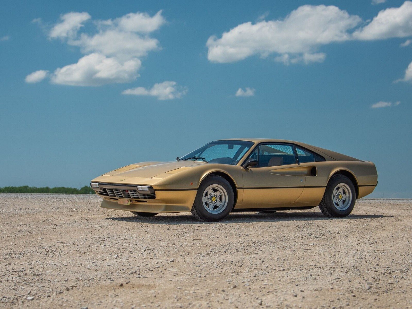 FERRARI F308 GTB VETRORESINA ORO CHIARO, foto 9