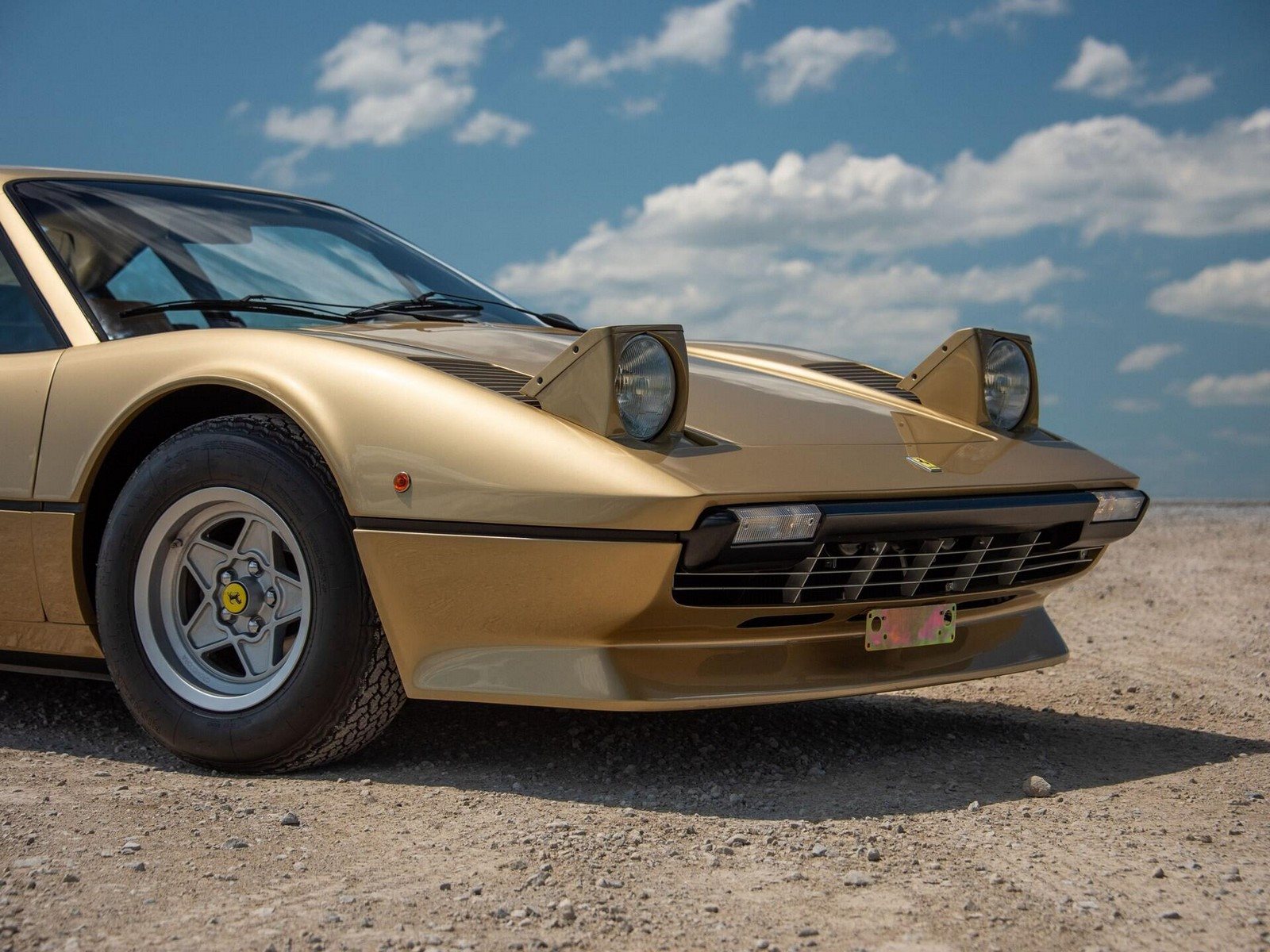 FERRARI F308 GTB VETRORESINA ORO CHIARO, foto 39