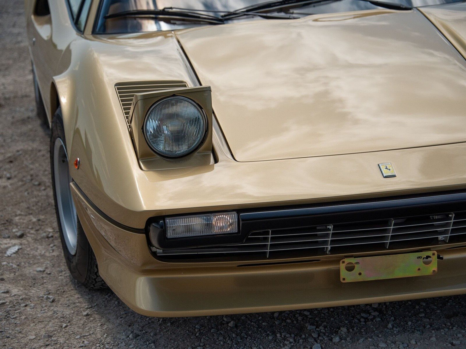 FERRARI F308 GTB VETRORESINA ORO CHIARO, foto 40