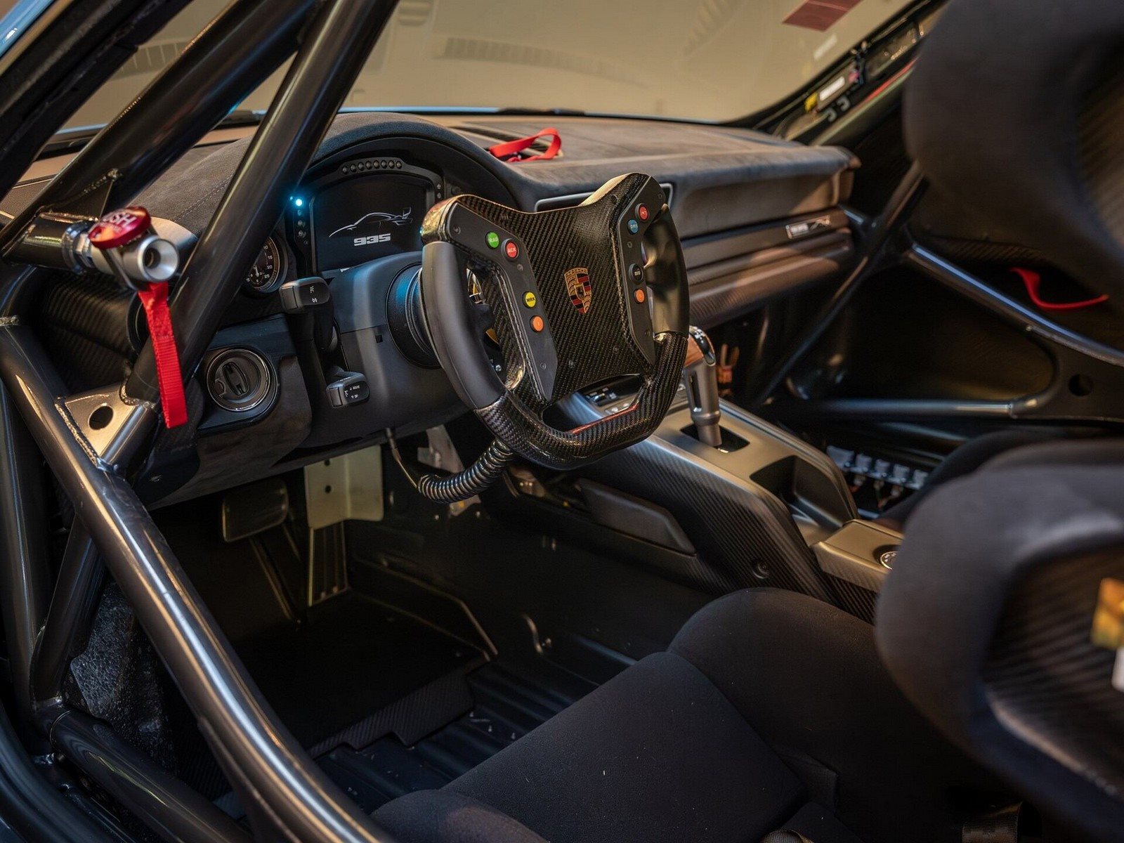 2019 - PORSCHE 935 GULF OIL, foto 10