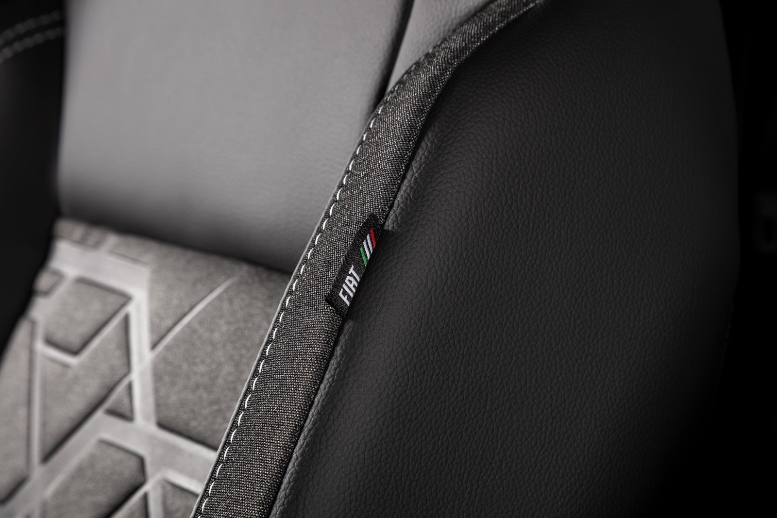 2024 - FIAT STRADA VOLCANO, foto 14