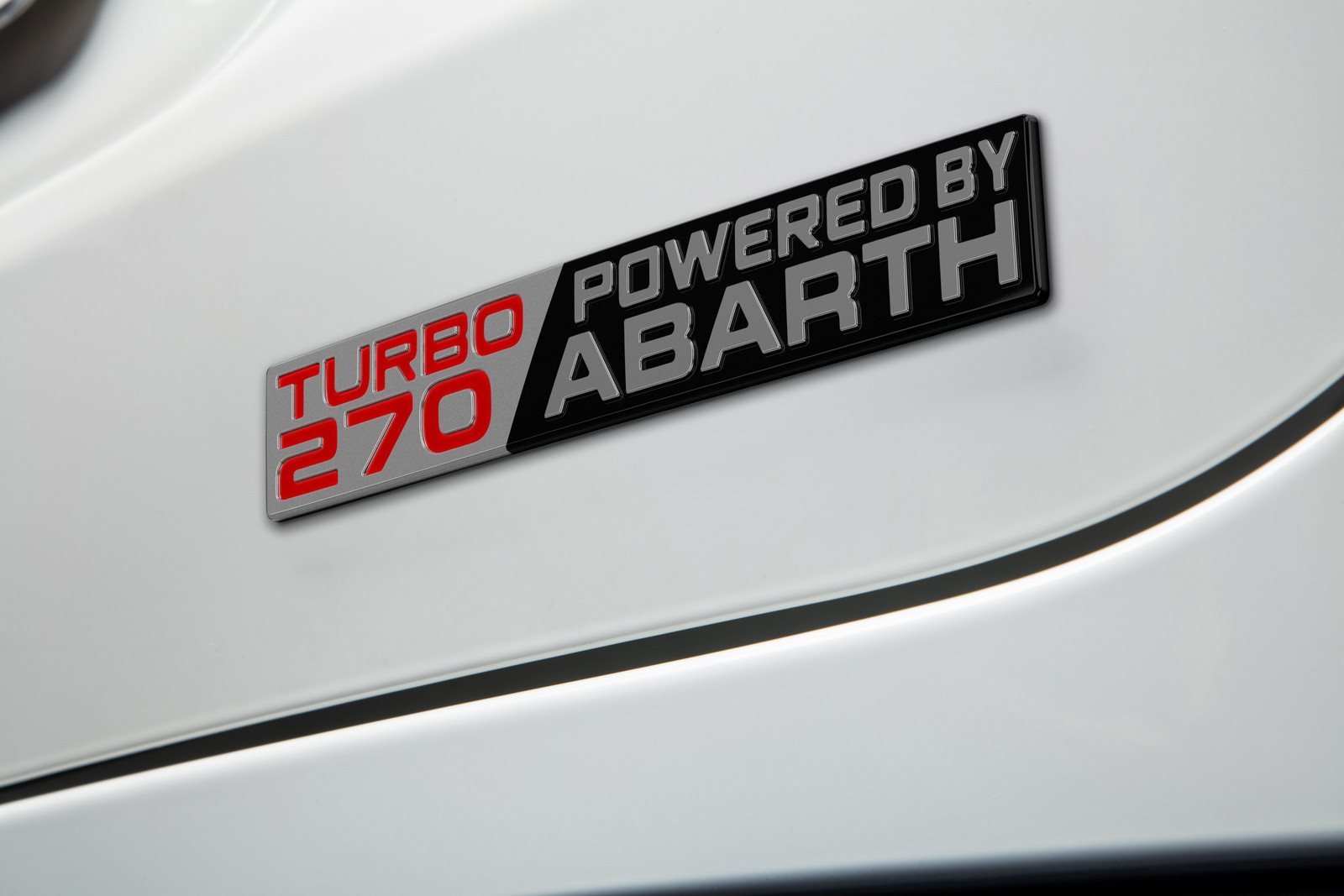 FIAT FASTBACK LIMITED EDITION POWERED BY ABARTH, foto 25