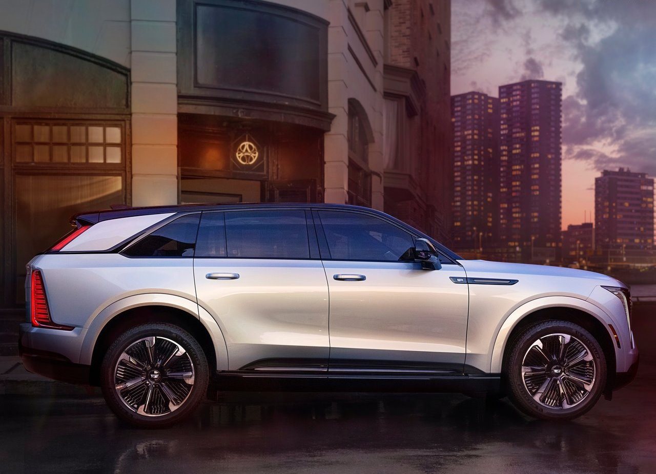 CADILLAC ESCALADE IQ, foto 4