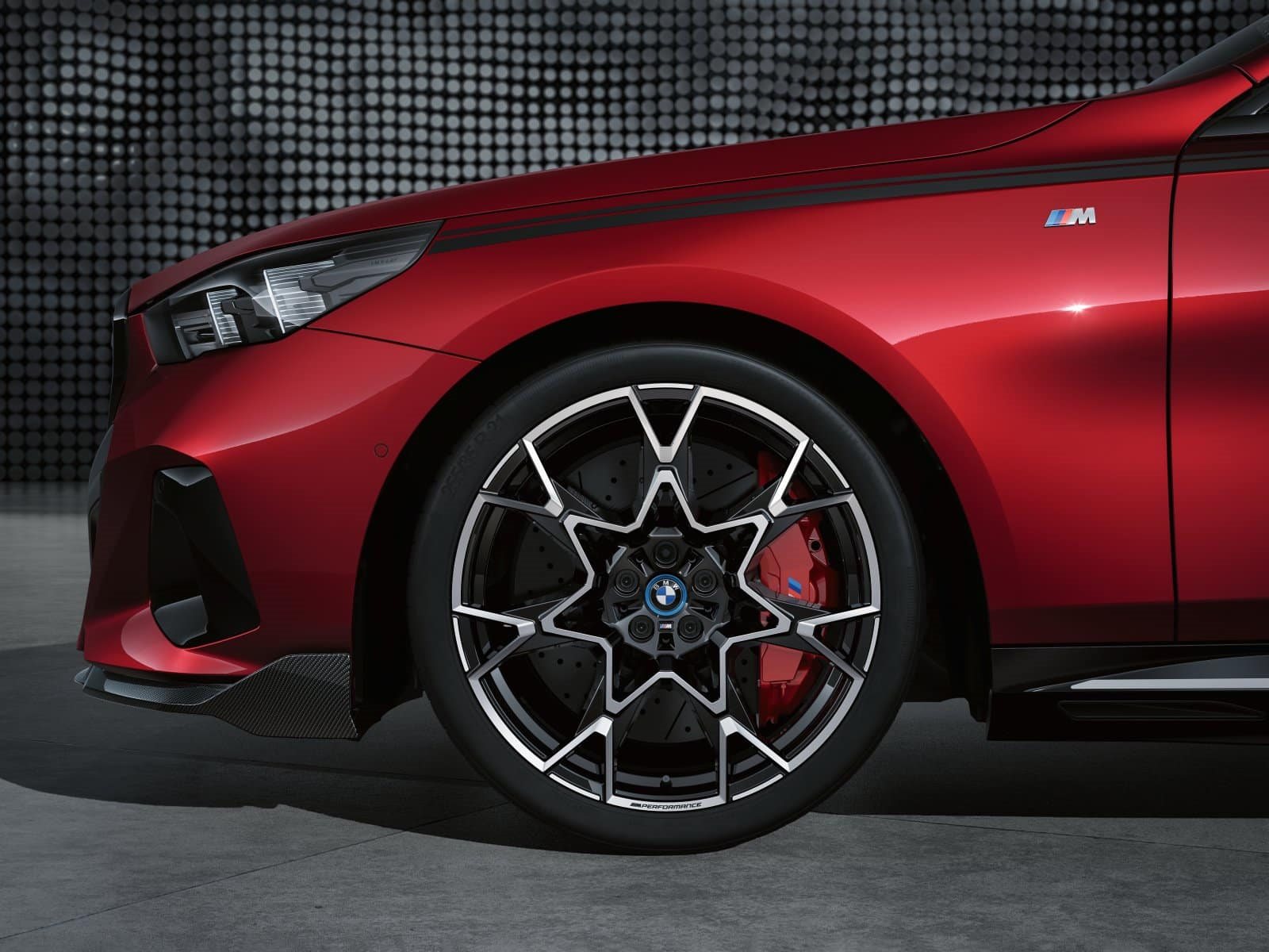 2024 - BMW i5 M PERFORMANCE PARTS, foto 4