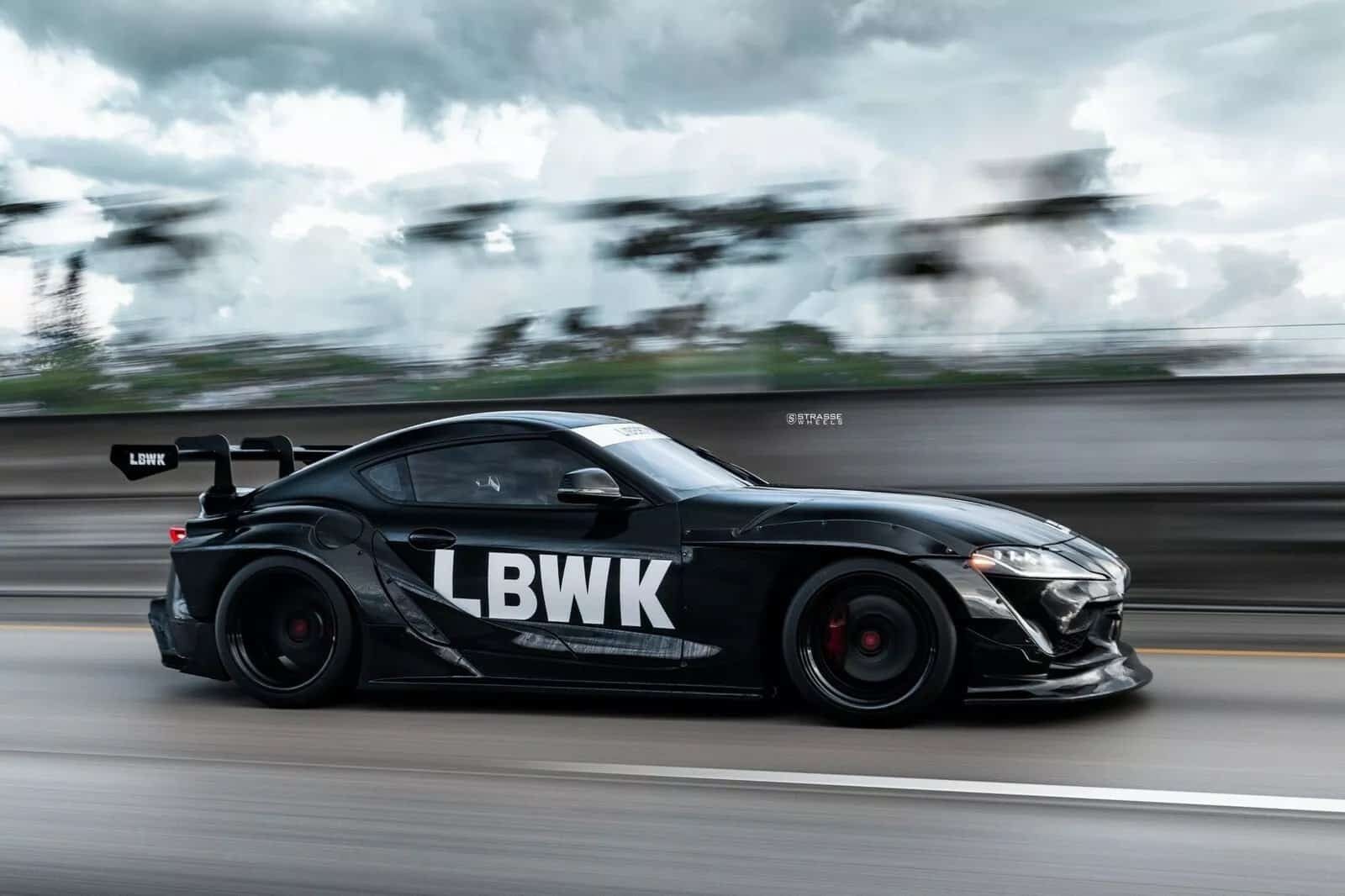 2023 - TOYOTA SUPRA BY LIBERTY WALK, foto 3