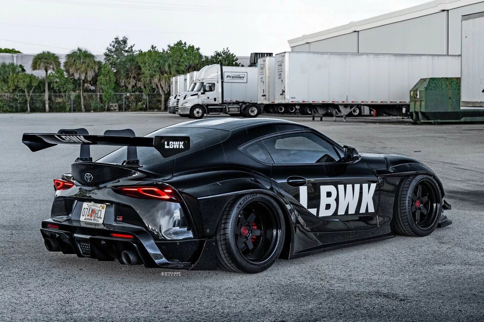 2023 - TOYOTA SUPRA BY LIBERTY WALK, foto 5