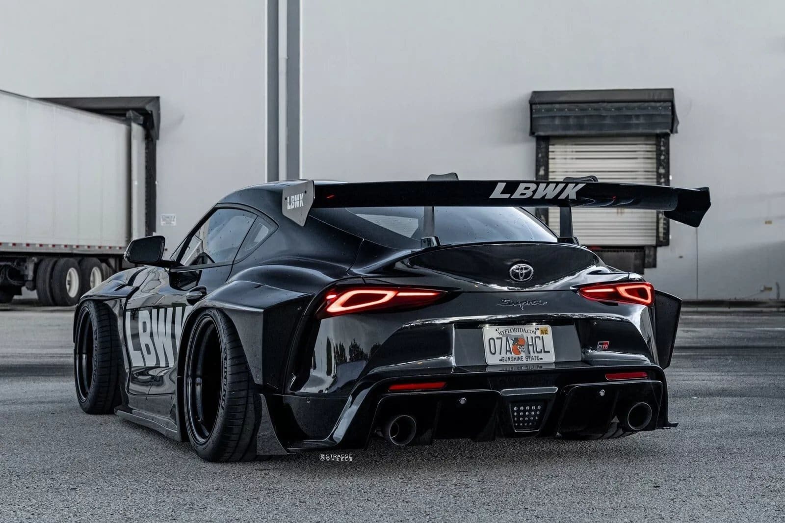 2023 - TOYOTA SUPRA BY LIBERTY WALK, foto 9