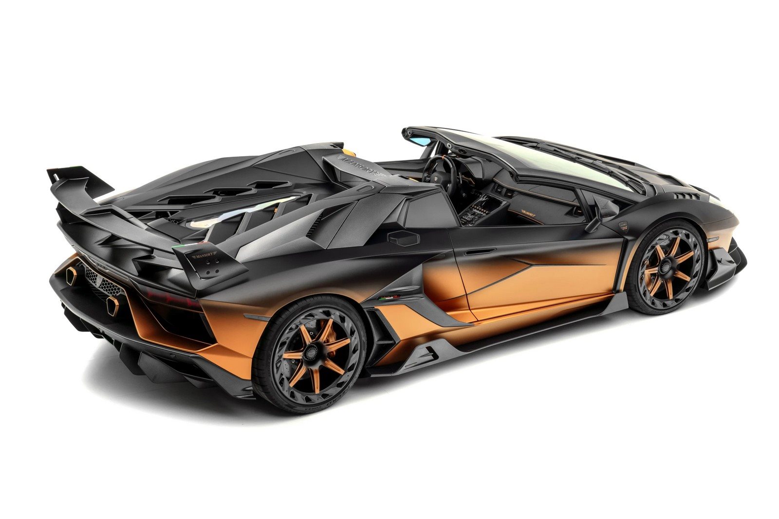 LAMBORGHINI AVENTADOR SVJ ROADSTER CARBONADO GTS BY MANSORY, foto 7